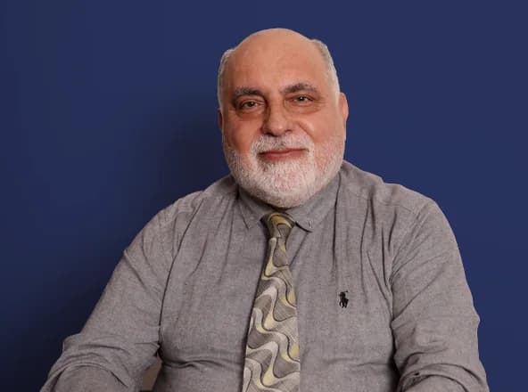 Mahmoud Chehade in a coaching session